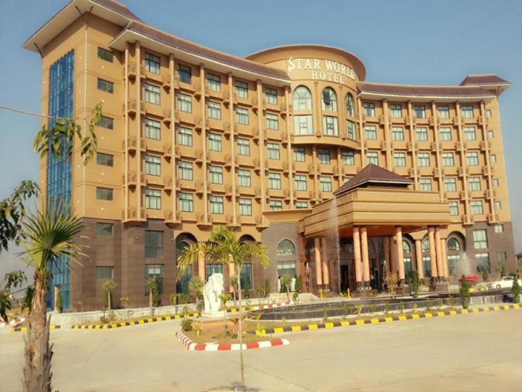 Star World Hotel Naypyidaw Kültér fotó